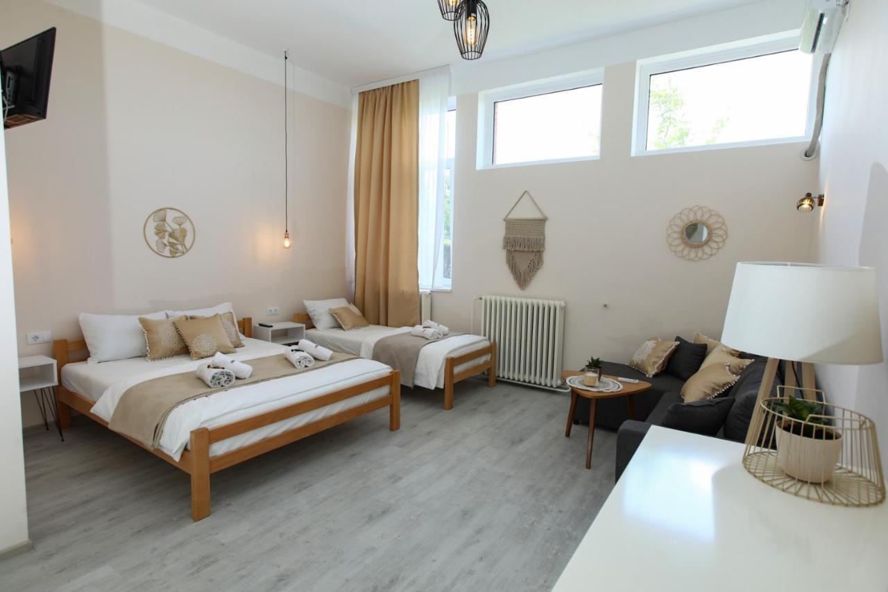 Vila Lola Bela Crkva  Zimmer foto